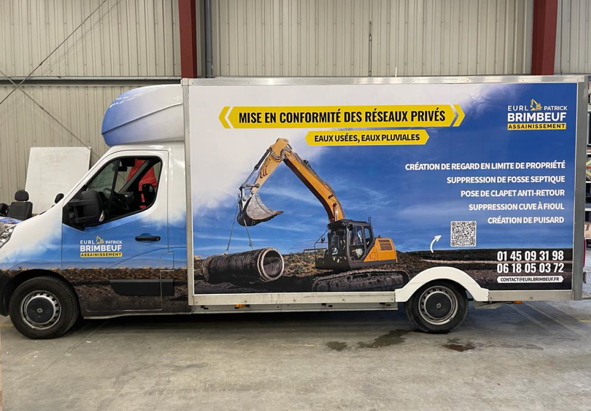 EURL BRIMBEUF - Marquage publicitaire intégral sut Renault Master